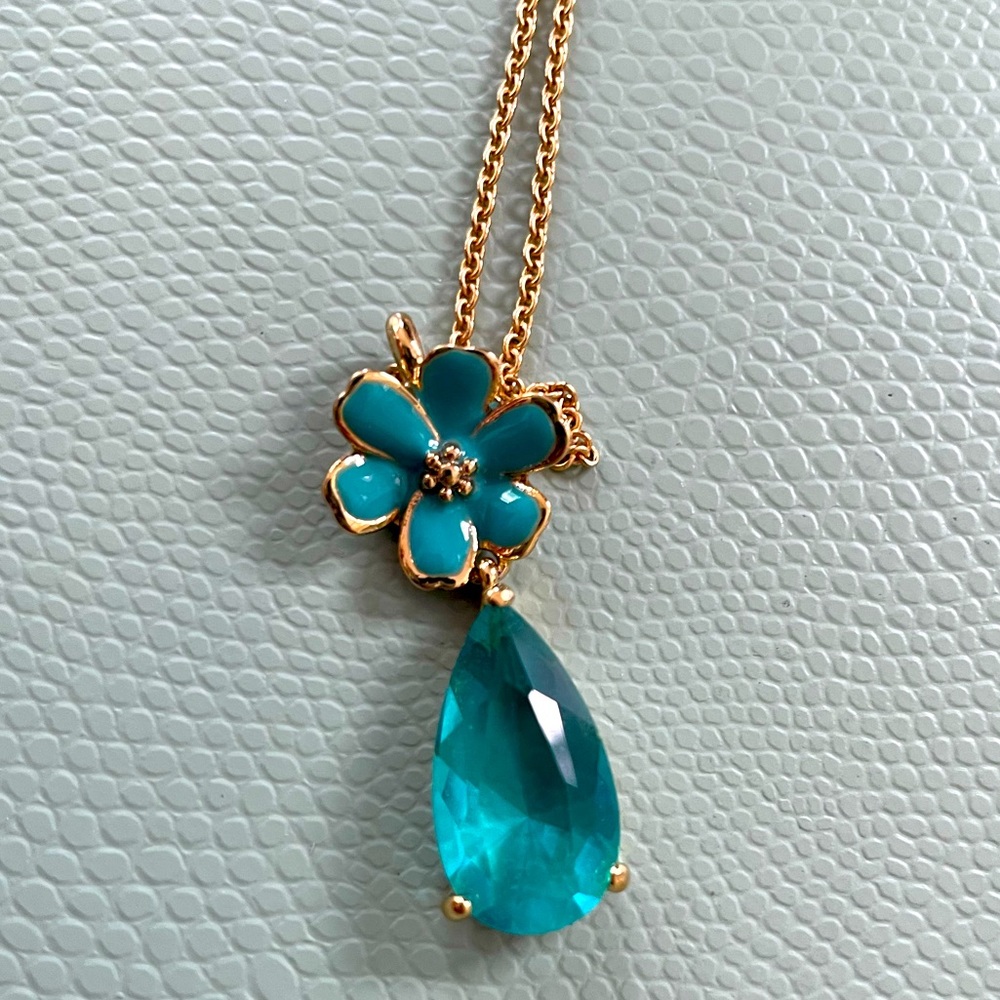Kate Spade adjustable necklace.